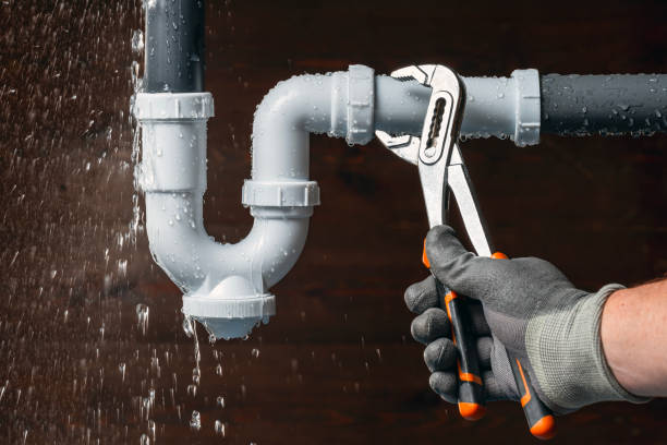 Professional Burst Pipe Repair technician working in Taconic, CT